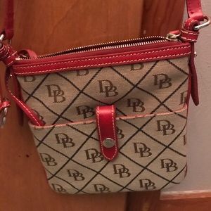 Dooney and Bourke cross body bag